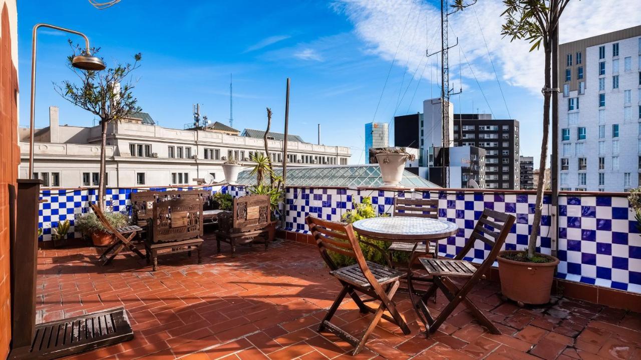 Apartamentos El Pintor Barcellona Esterno foto