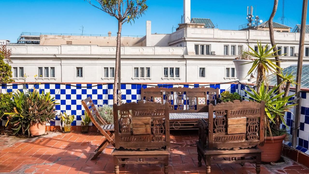 Apartamentos El Pintor Barcellona Esterno foto