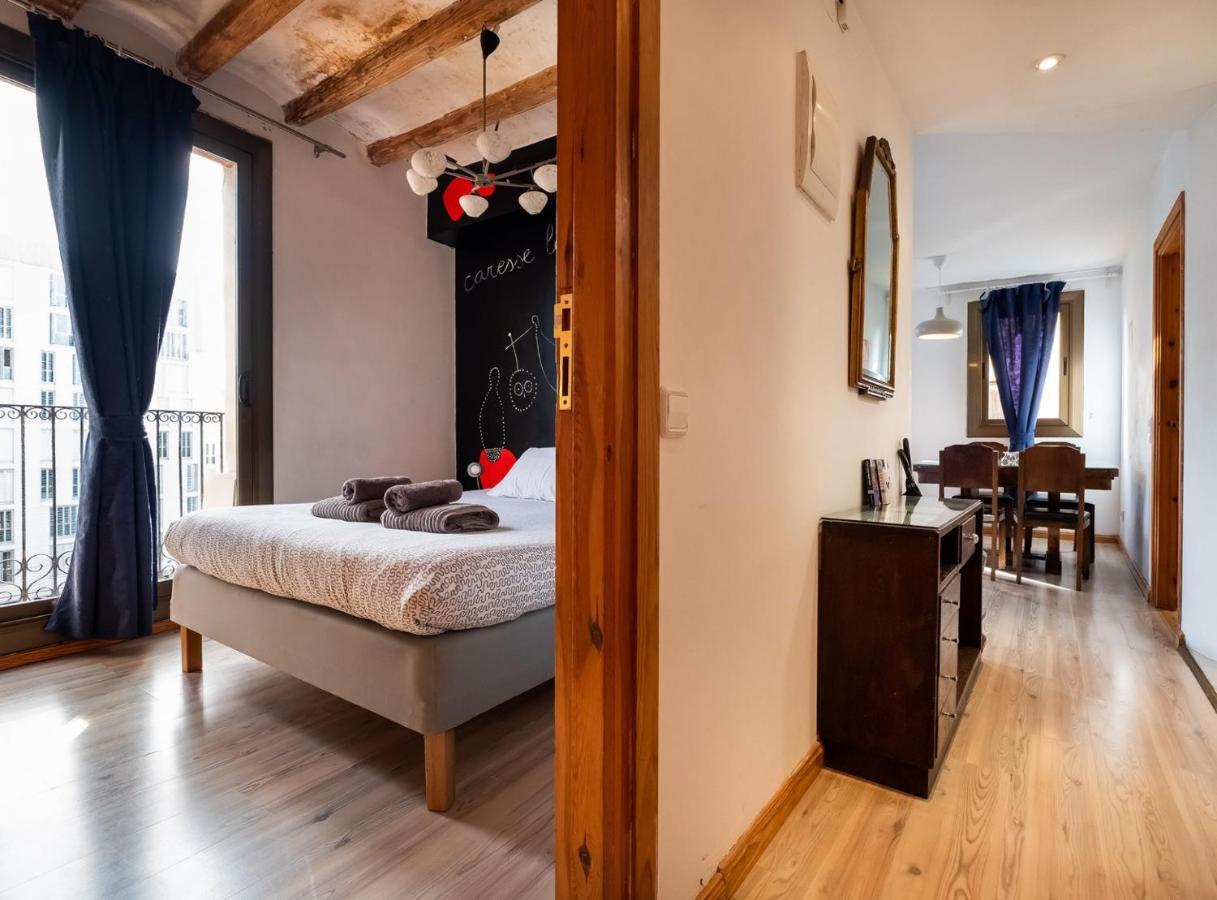 Apartamentos El Pintor Barcellona Esterno foto