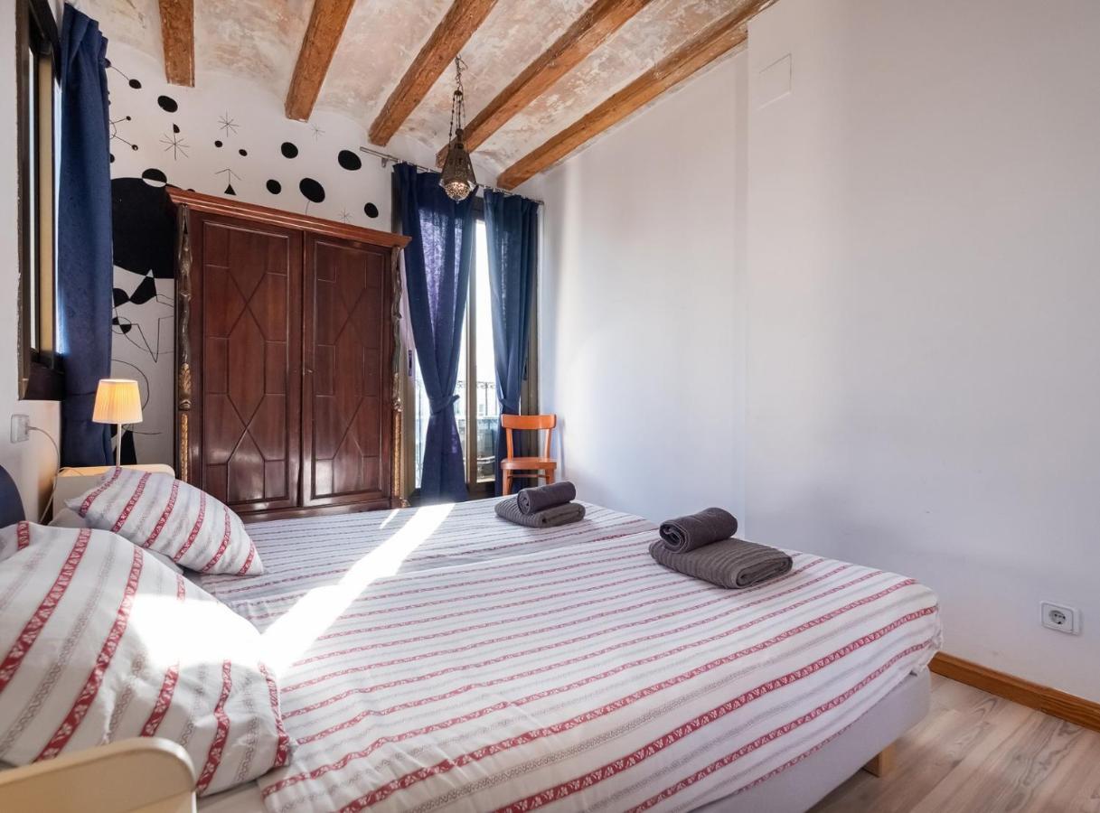 Apartamentos El Pintor Barcellona Esterno foto