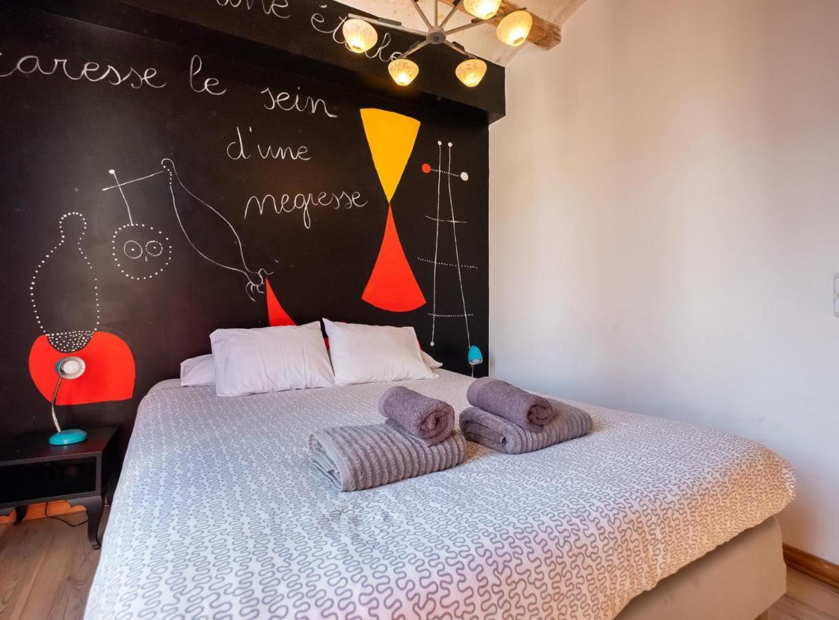 Apartamentos El Pintor Barcellona Esterno foto