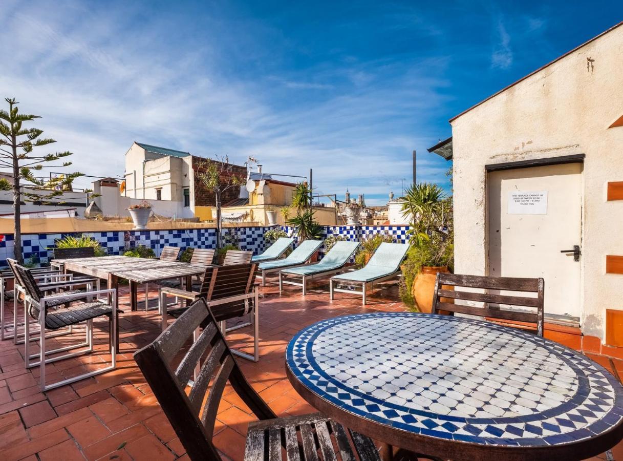 Apartamentos El Pintor Barcellona Esterno foto