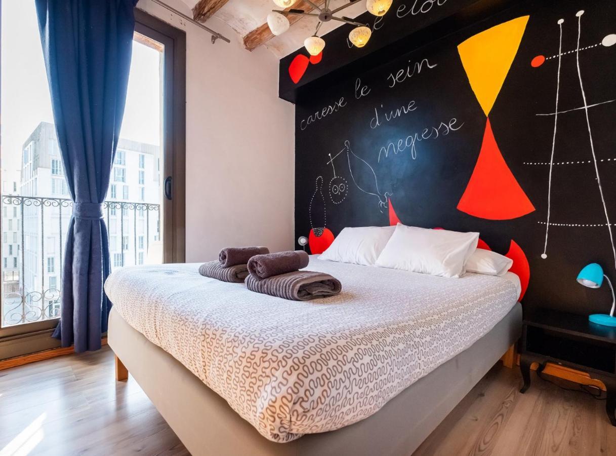 Apartamentos El Pintor Barcellona Esterno foto