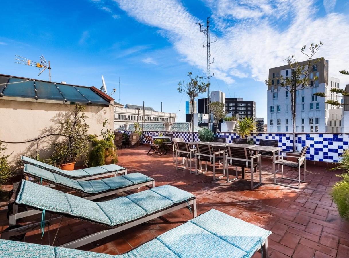 Apartamentos El Pintor Barcellona Esterno foto