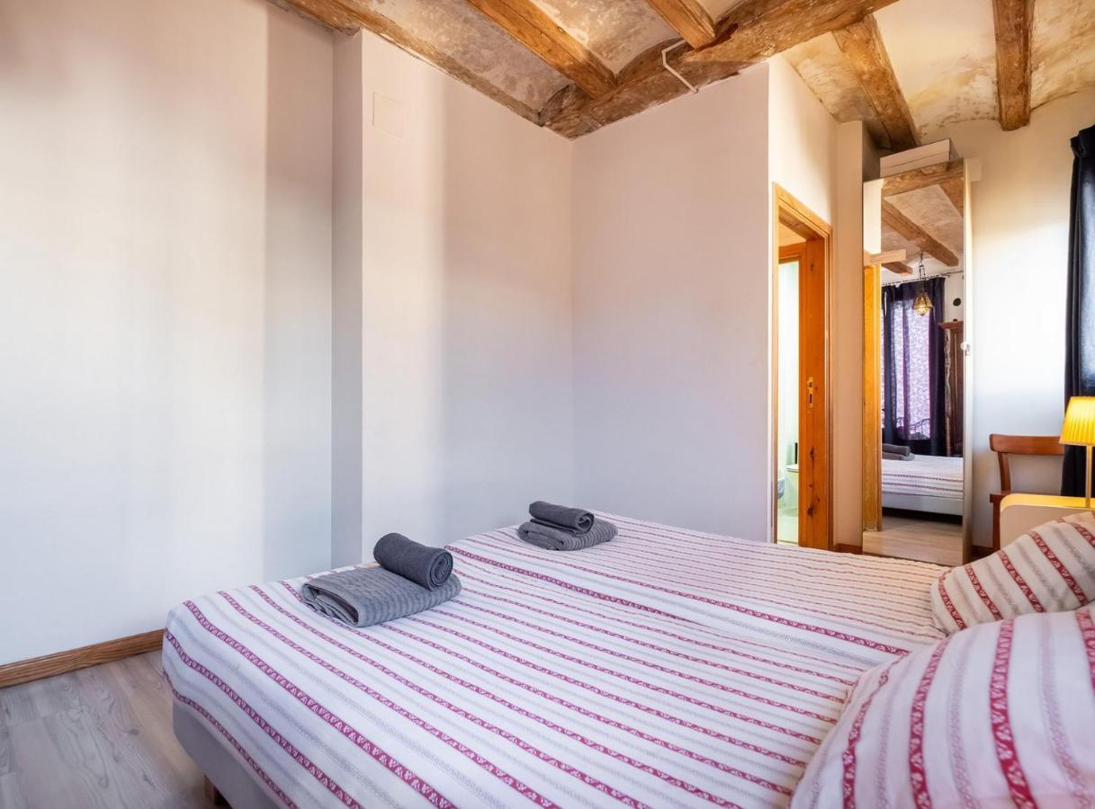 Apartamentos El Pintor Barcellona Esterno foto