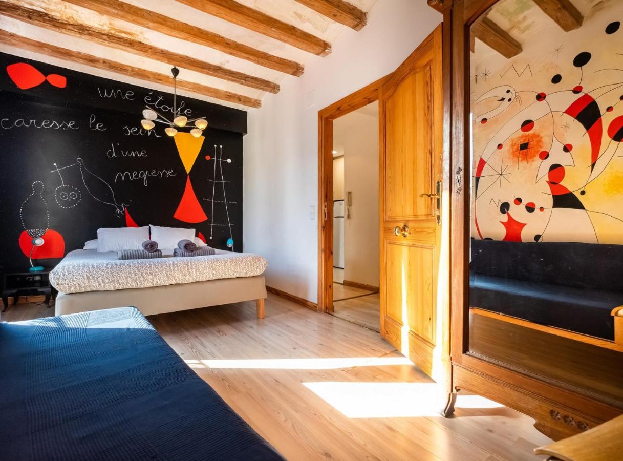 Apartamentos El Pintor Barcellona Esterno foto